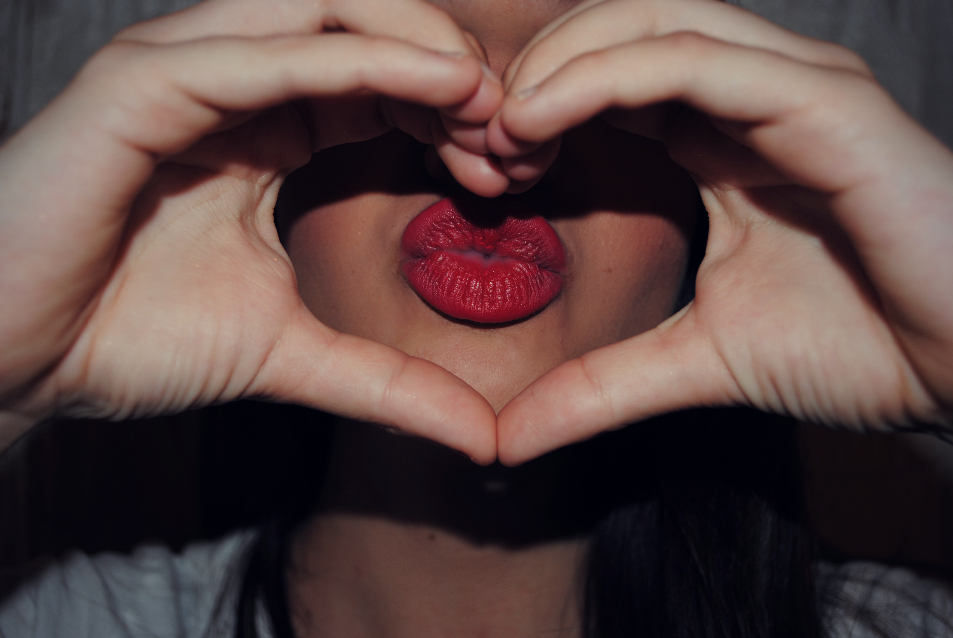 valentines day beauty tutorial lipstick heart pic