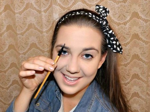makeup brush tutorial eye